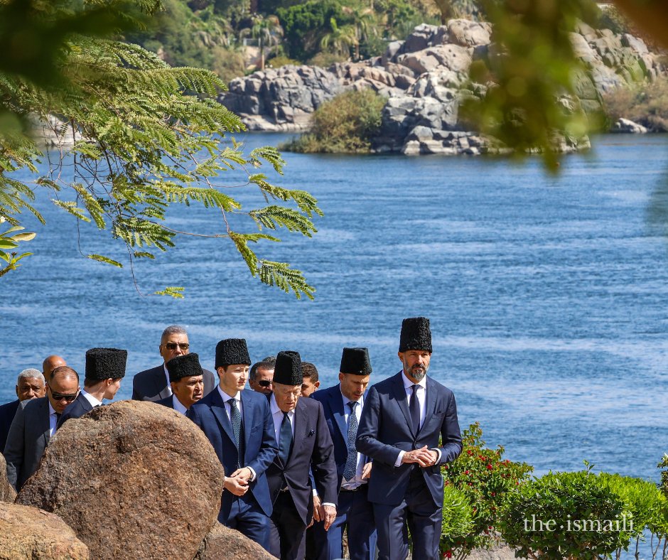 Members of the Aga Khan IV's family heading towards the masoleum in Aswan, Egypt