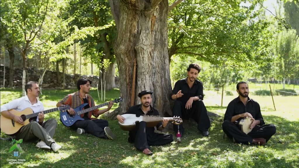 qashqarian band khowar chitrali music
